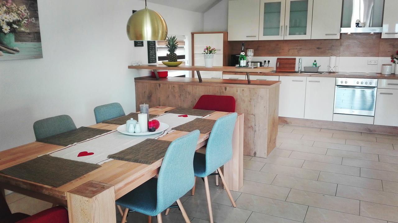 Ferienhaus Rosa FDH Exteriör bild