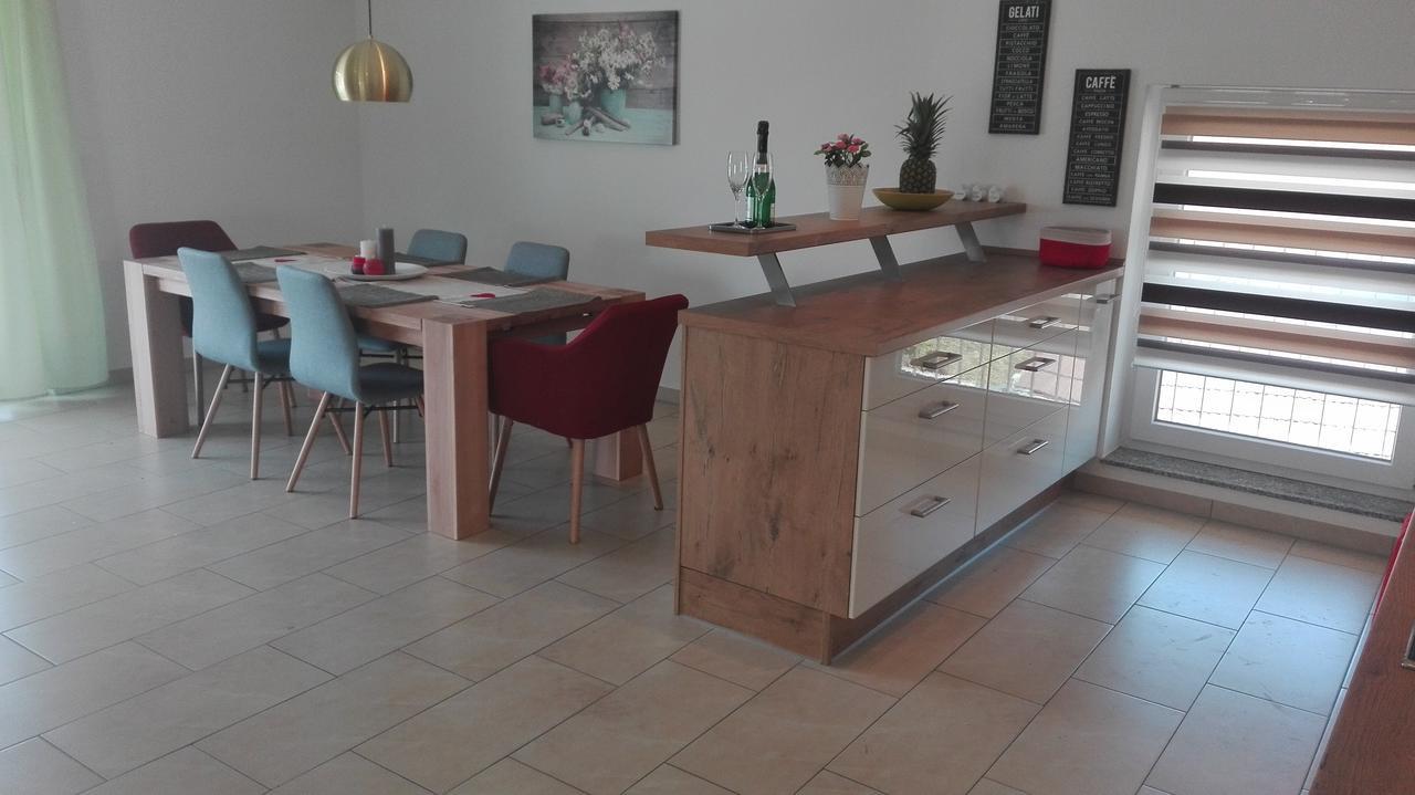 Ferienhaus Rosa FDH Exteriör bild